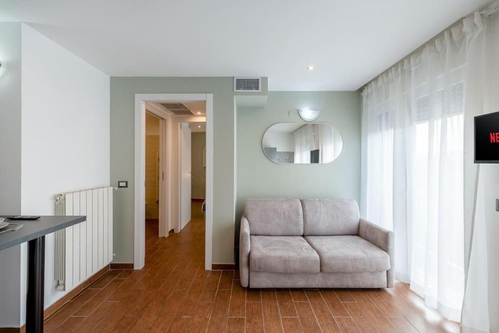 Dynamic Suite In Mailand Exterior foto
