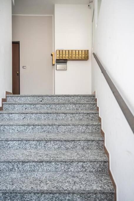 Dynamic Suite In Mailand Exterior foto